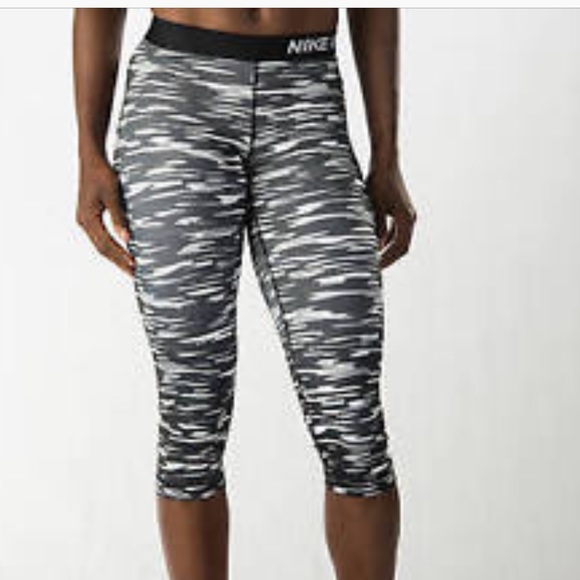 Nike Pants - Nike Pro Black/White Compression Legging